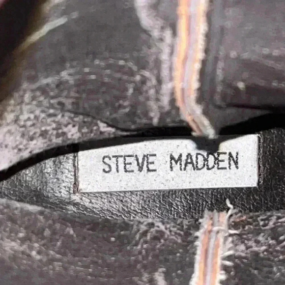 STEVE MADDEN BOOTS {size Unknown}with measuring tap 10” some marks and peeling - Picture 5 of 13